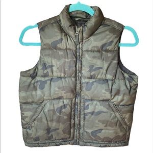 Old Navy Boys Puffer Vest 6/7 Small